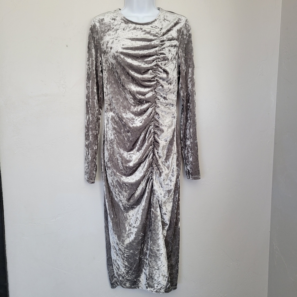 Future Collective Kahlana Barfield Brown NWT Medium Silver Velour Dress Open